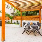 Olival Terrace | Lapa & Santos Appartement