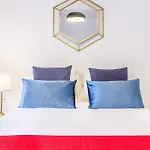 Olival Terrace | Lapa & Santos Lisbon