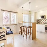 Apartment Olival Terrace | Lapa & Santos *