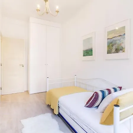 Santos Blue Tiles Apartment