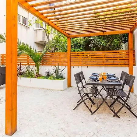 Santos Blue Tiles Apartment *